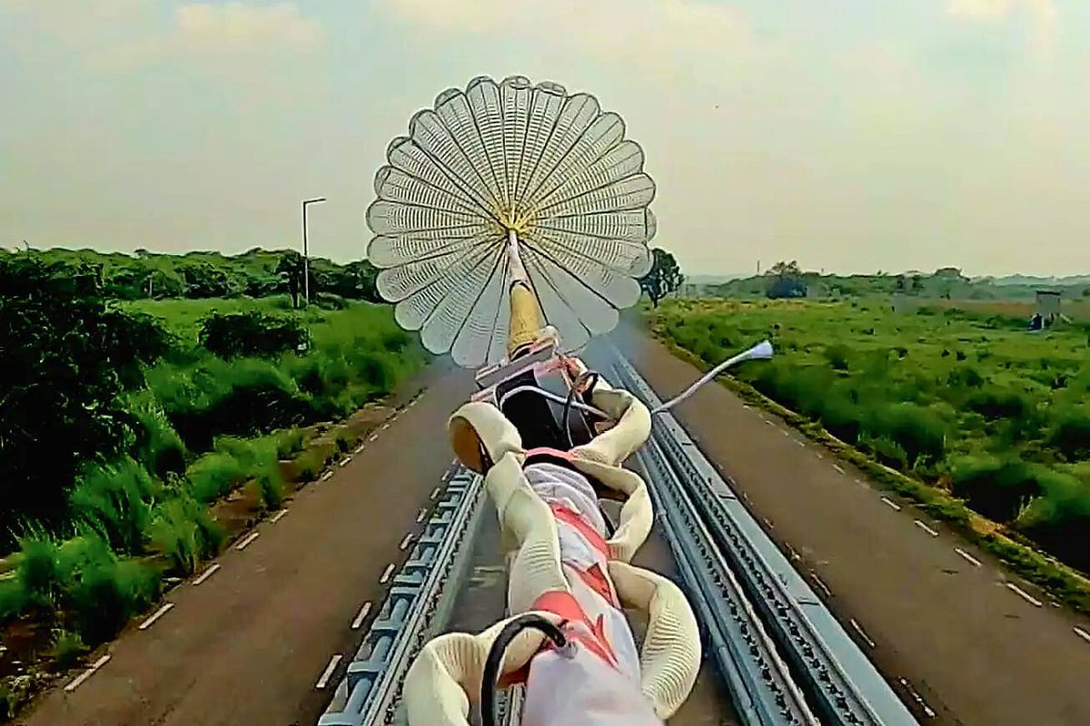 Gaganyaan: ISRO Conducts Successful Drogue Parachute Deployment Tests For The Mission - Vimarsana News