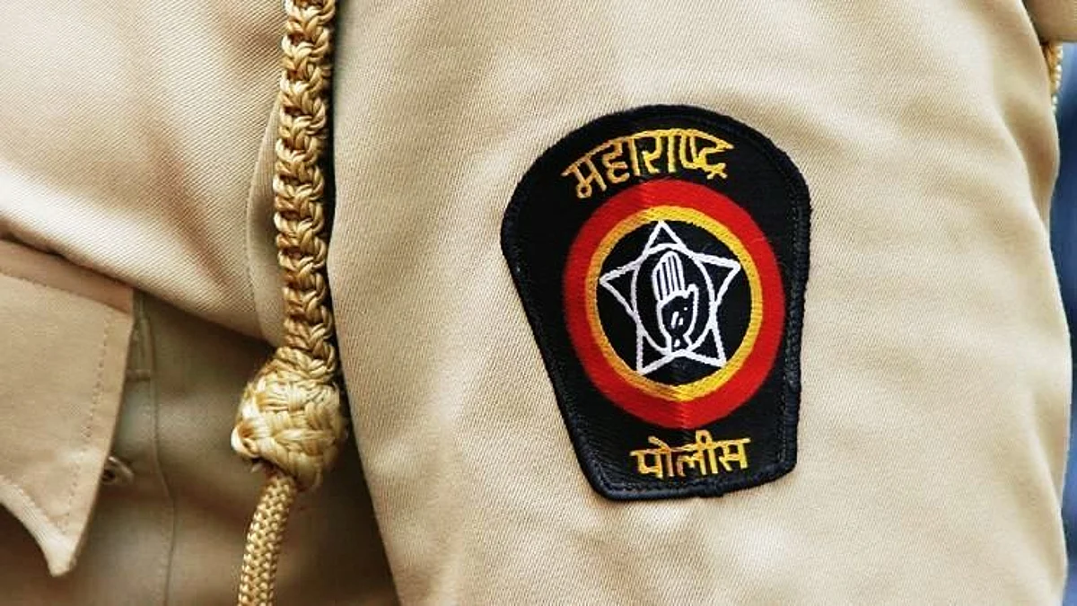 Corporator's son 'forgets' gold ornaments in auto, Swargate police locates it within hours