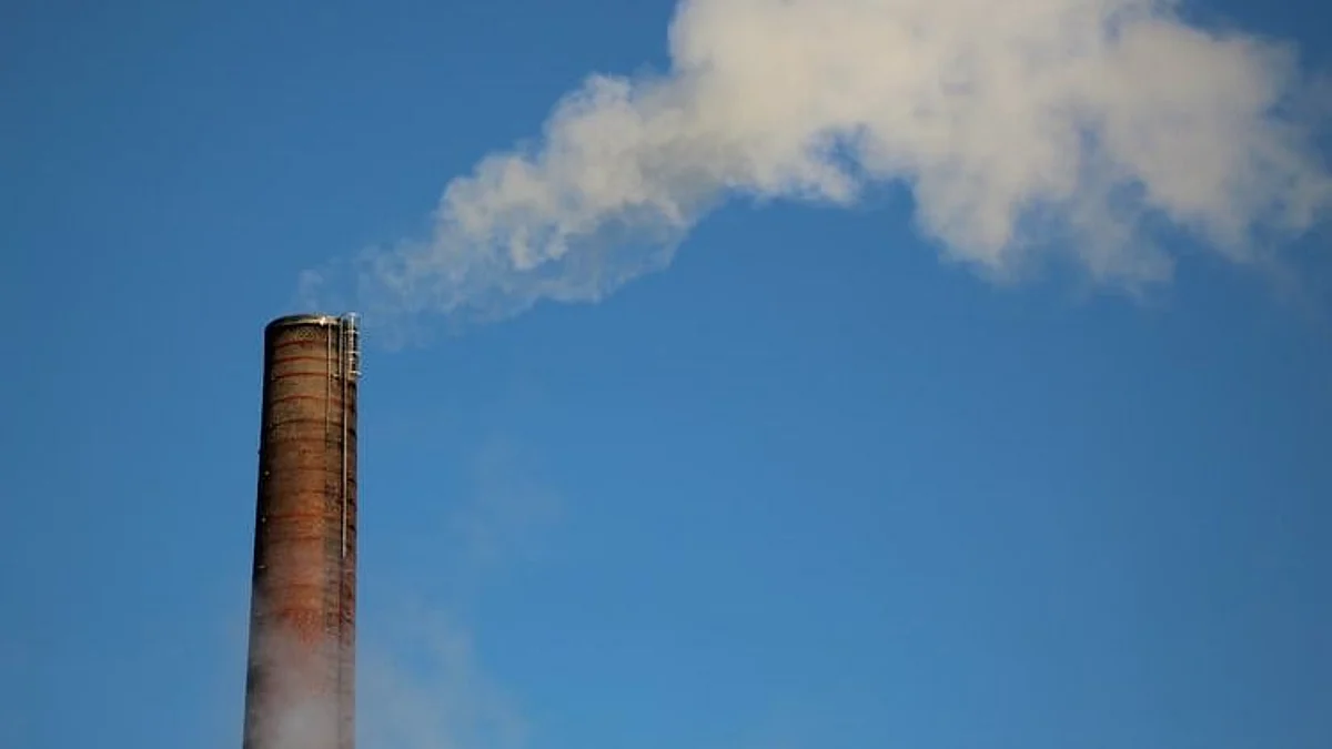 Urban air pollution may make COVID-19 more severe