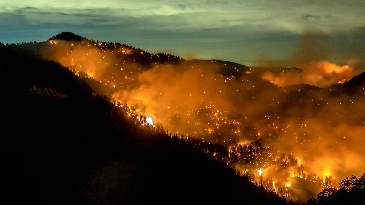 Over 13,800 firefighters battle 21 major wildfires in California