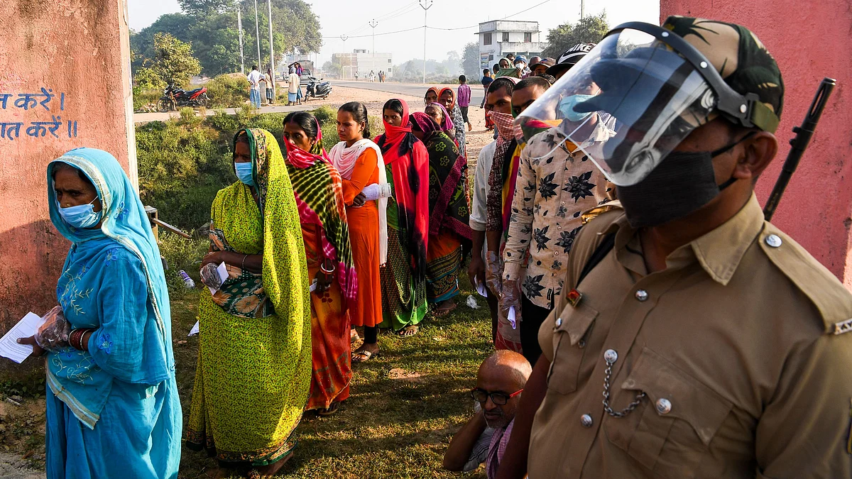 Bihar elections: Future of 1,066 candidates at stake; PM Modi urges people to vote, follow COVID-19 rules