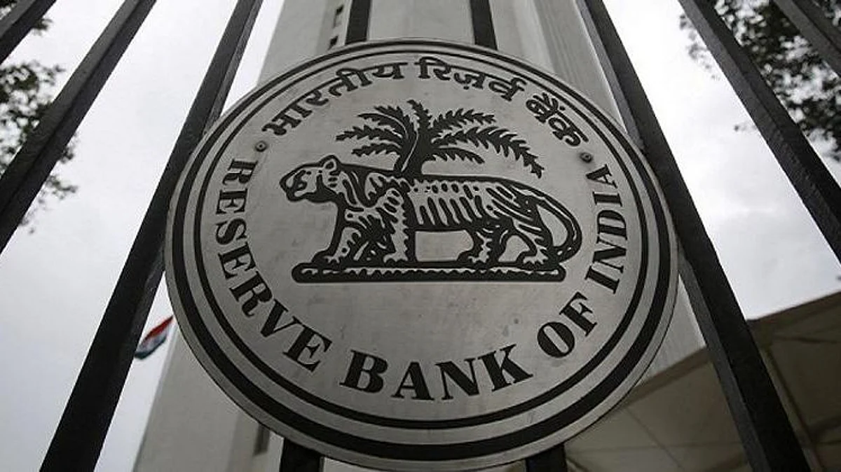 RBI affirms currency notes potential COVID-19 carriers