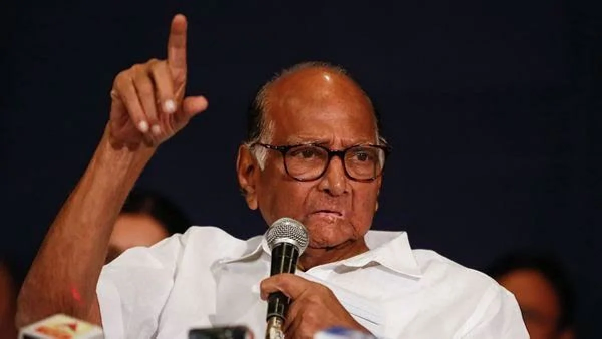 Sachin Vaze case: Sharad Pawar backs Maharashtra government