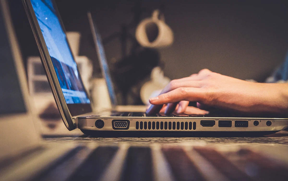 Yahoo Mail to stop automatic email forwarding for free users