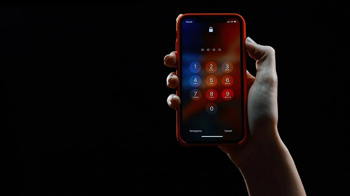 Password managers: Here's why you probably need one for your smartphone