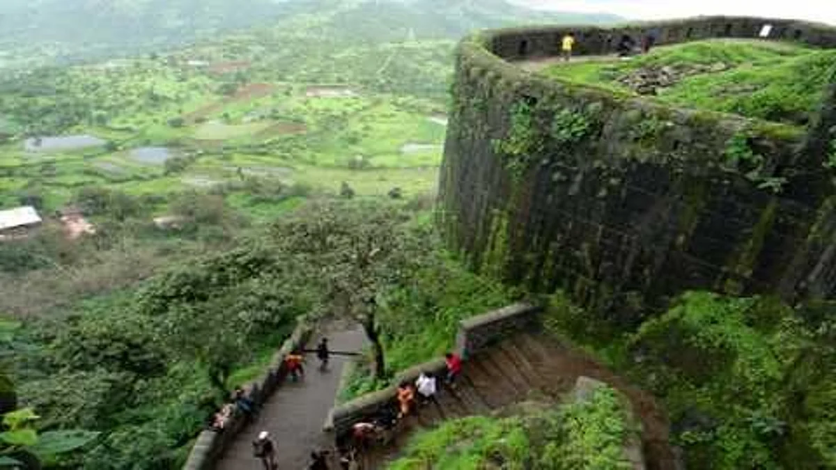 Here’s why forts in Maharashtra witness minimal footfall; Sinhagad in Pune remains favourite
