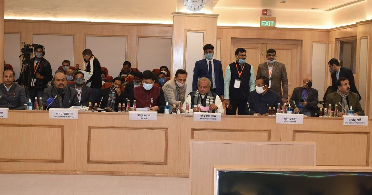 Farmers welcome governments proposal in the tenth round of talks
