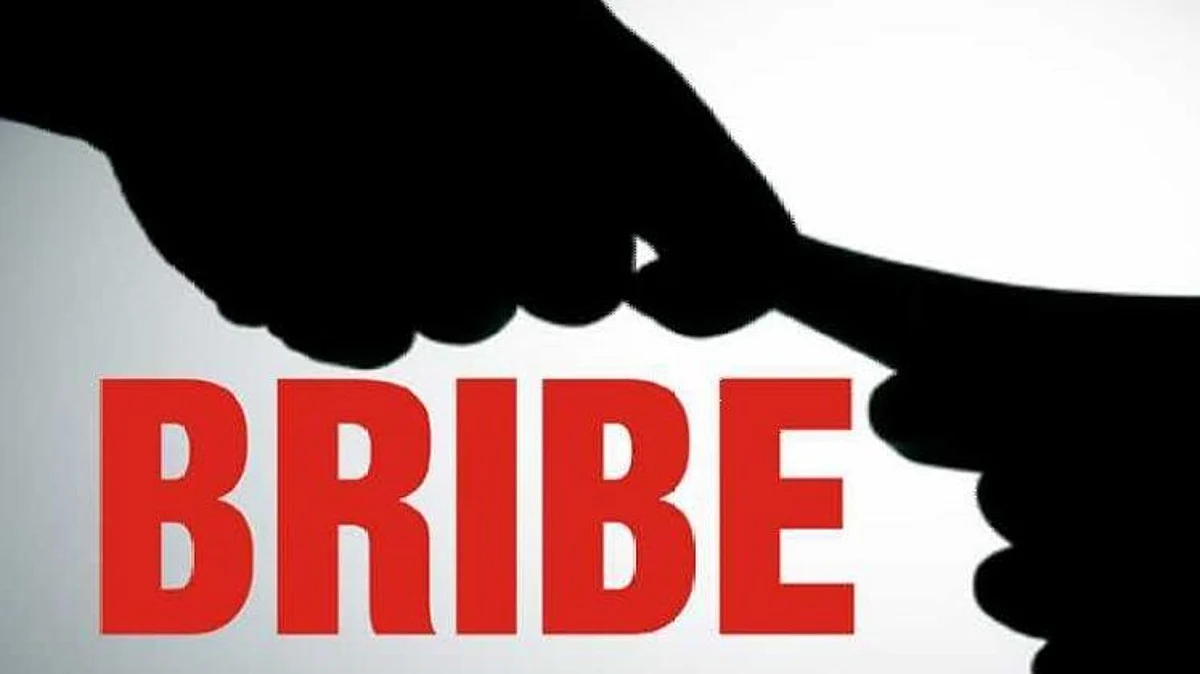 Private agent arrested from Pimpri Chinchwad RTO for demanding bribe
