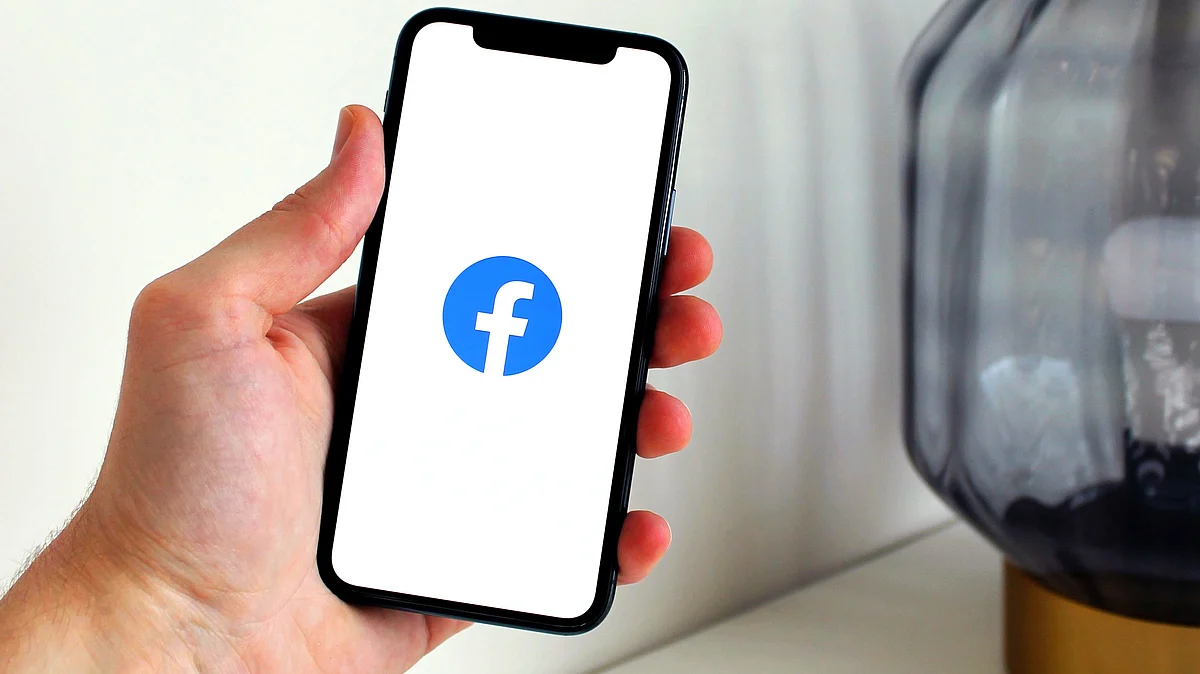 Facebook: Social media giant reveals the 'real story' behind blocking news in Australia