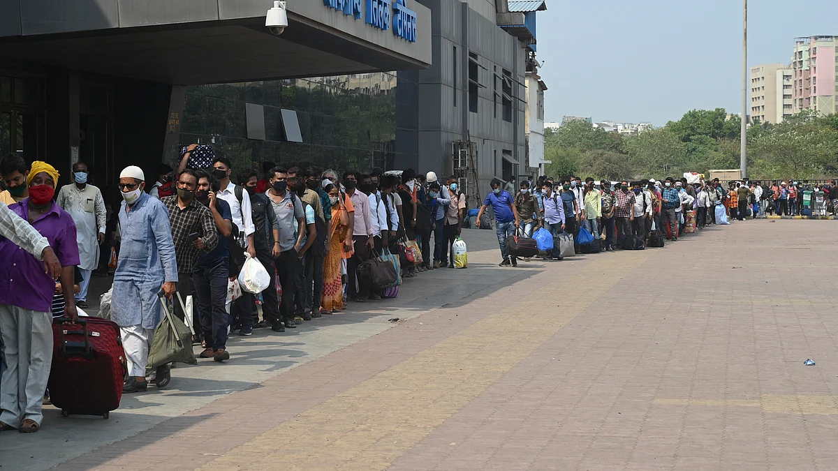 COVID-19: Not wearing a mask in rail premises, trains? Be ready to shell out Rs 500