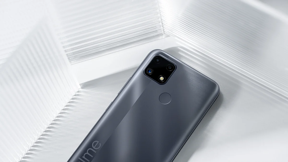 Realme C25 in the Watery Grey colour.