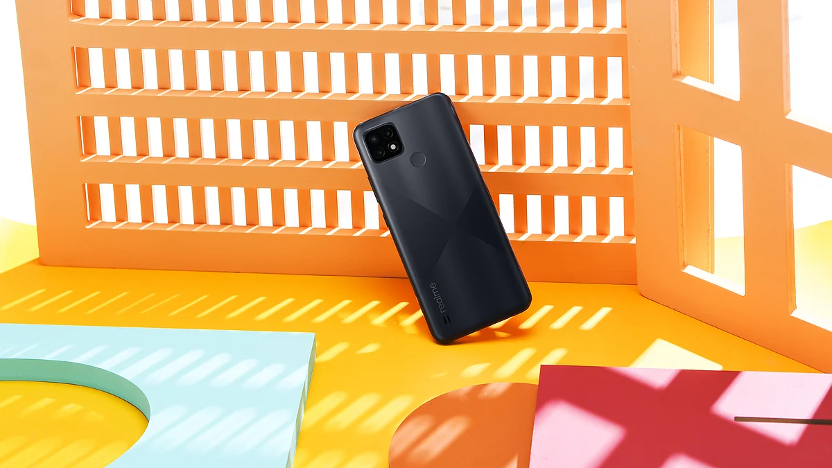 The Realme C21 in Cross Black colour