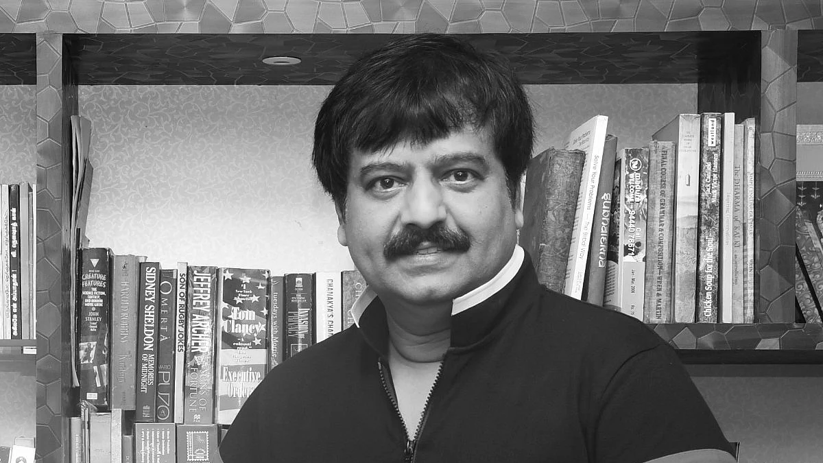 Tamil actor Vivekh dies in Chennai; Rajinikanth, Kamal Hasan and others mourn demise