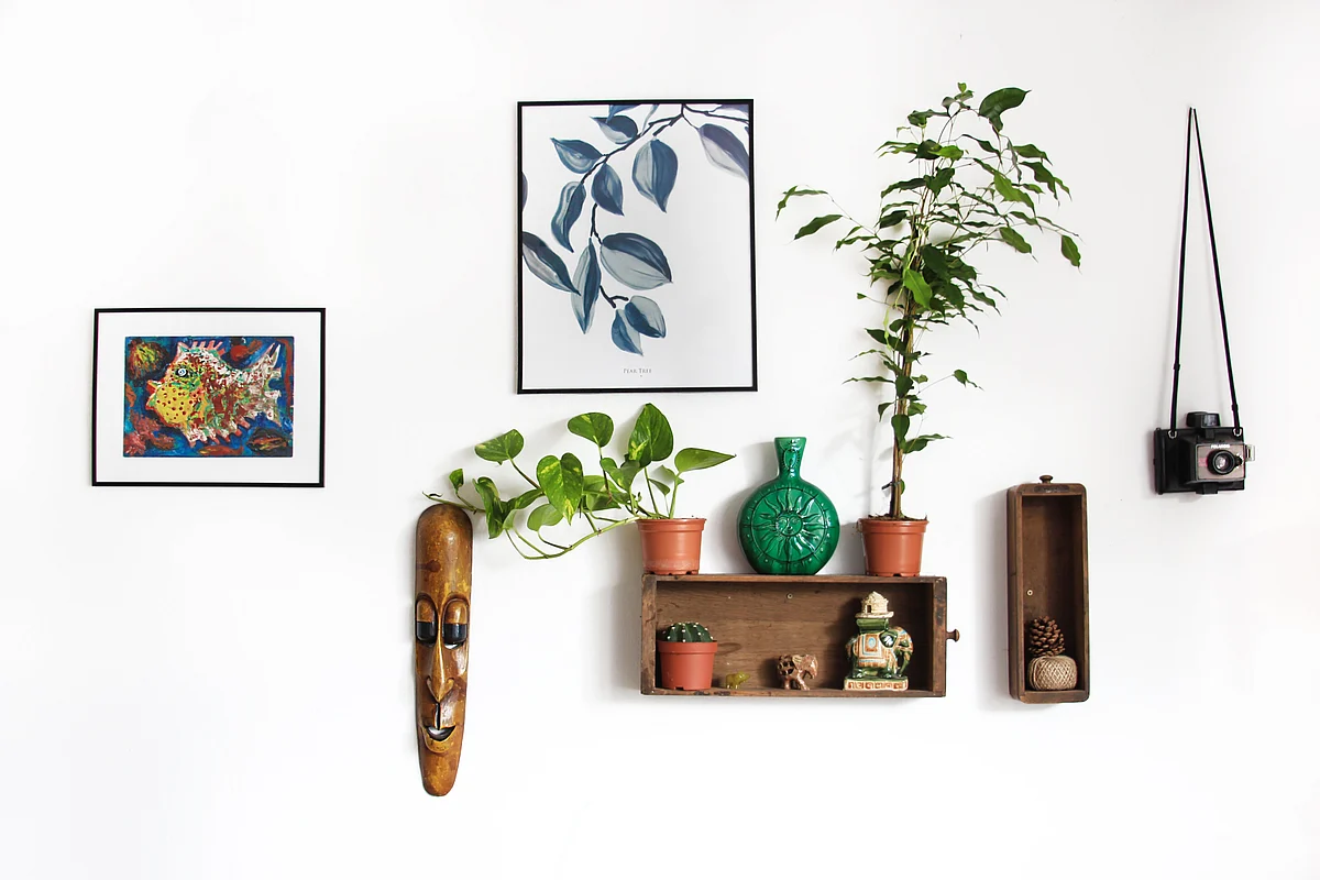 Add frames and elements to the walls to make them more stylist
