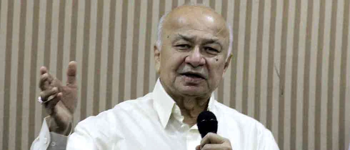LokSabha 2019: BJP made me an offer: Sushilkumar Shinde