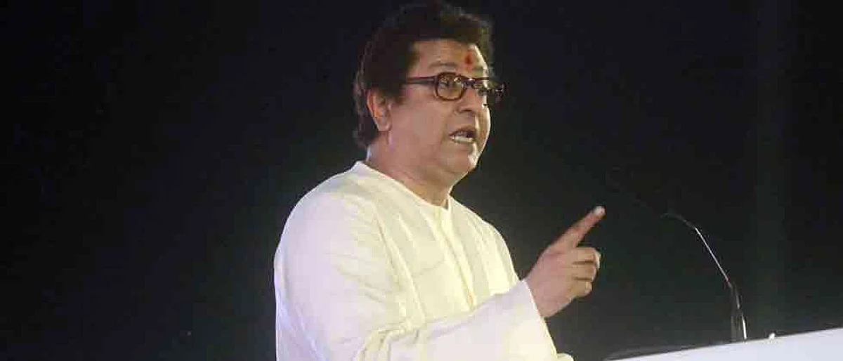 Raj outshines Cong & NCP with his unconventional campaign style