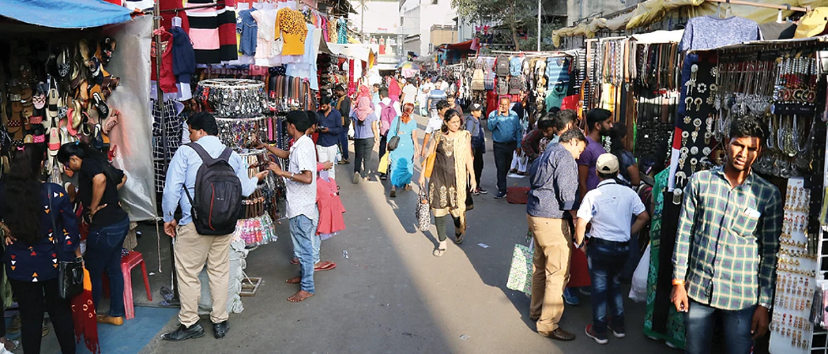 Walking plaza on Laxmi Road, Tulshibaug could be a reality