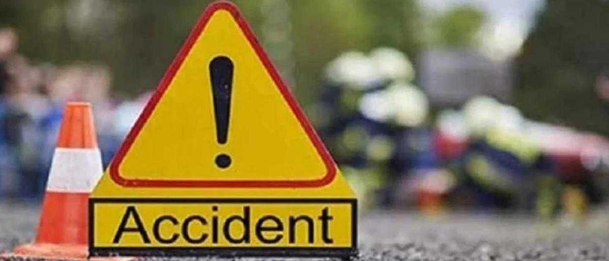 Pune: Four, including police officer, injured in bizarre accident at Shikrapur on Nagar highway