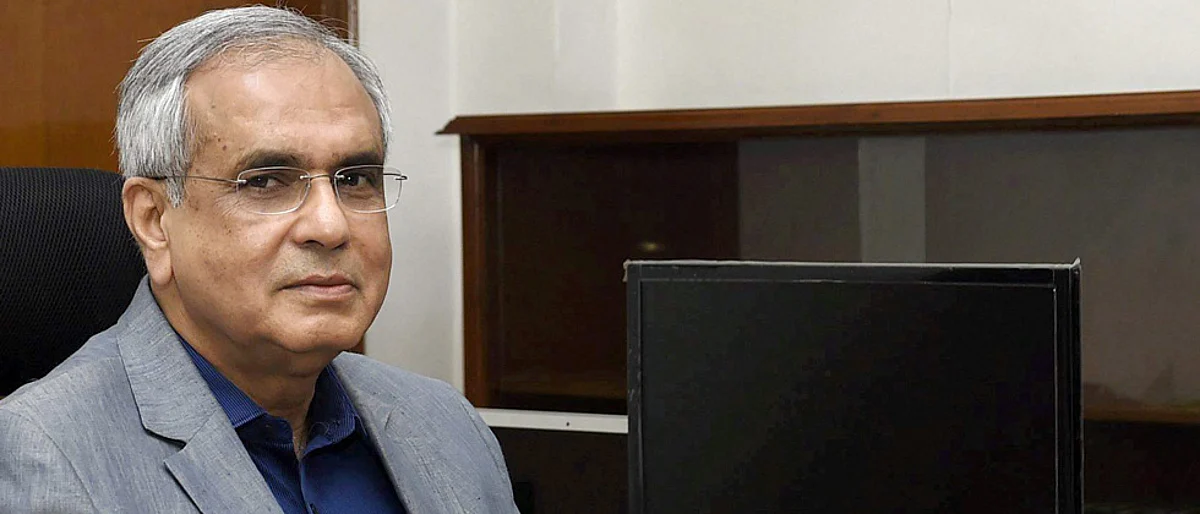 Rajiv Kumar takes charge as NITI Aayog Vice Chairman Rajiv Kumar takes charge as NITI Aayog Vice Chairman