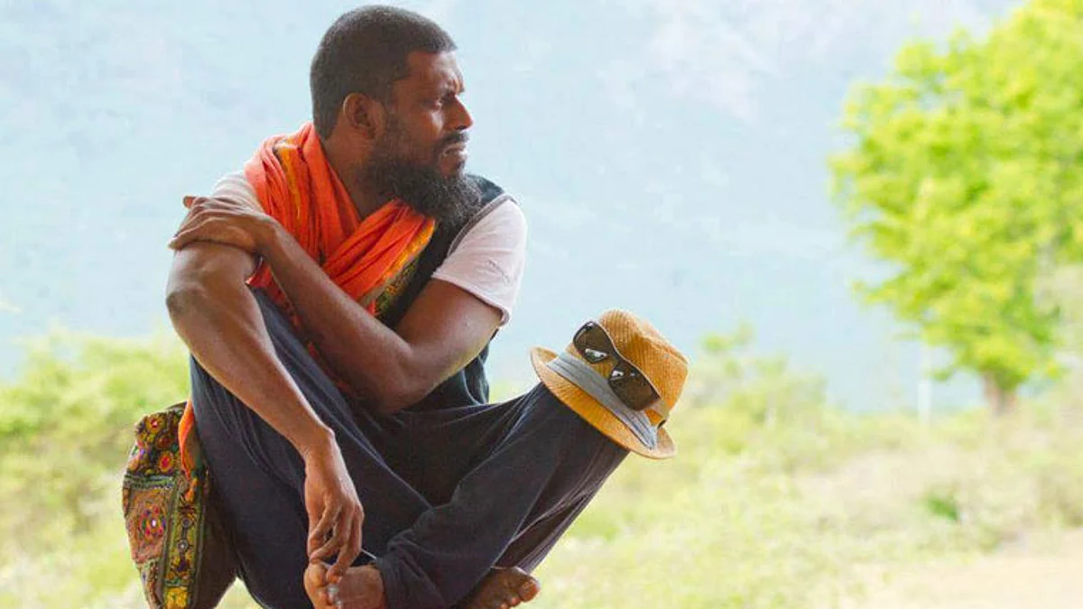 അനുഭവങ്ങളുടെ തീച്ചൂളയില് കുരുത്തവനാണ് വിനായകന്, എന്തിനാണ് തെറിവിളിച്ച് സ്വന്തം സമയം പാഴാക്കുന്നത്?