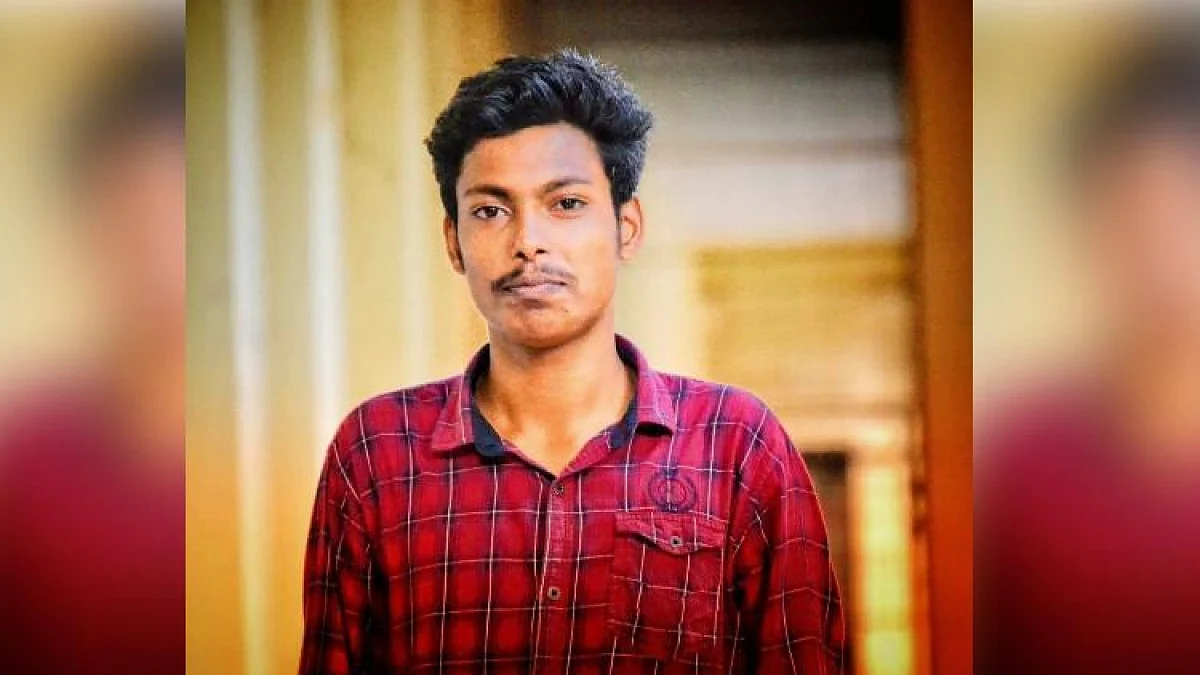 മഹാരാജാസില് അഭിമന്യു സ്തൂപം അനാച്ഛാദനം നാളെ; കെഎസ്യു ഹര്ജി ഹൈക്കോടതി തള്ളി