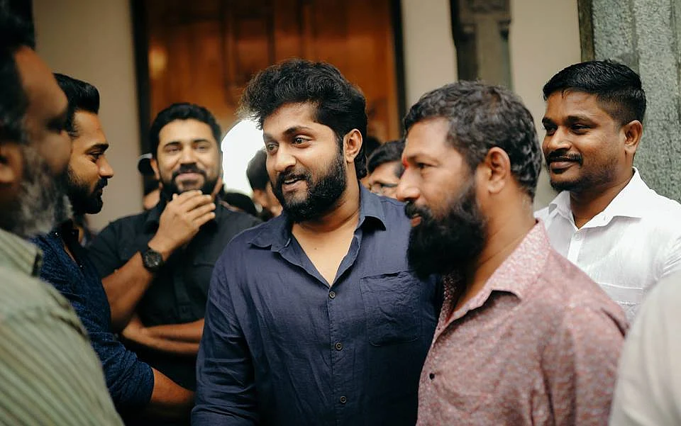 സൂപ്പര്സ്റ്റാര് നയന്താര, നിവിന്-അജു കോംബോ, സംവിധാനം ധ്യാന് ശ്രീനിവാസന്; ദിനേശനെയും ശോഭയെയും കാണാന് പോകാന് കാരണങ്ങള്