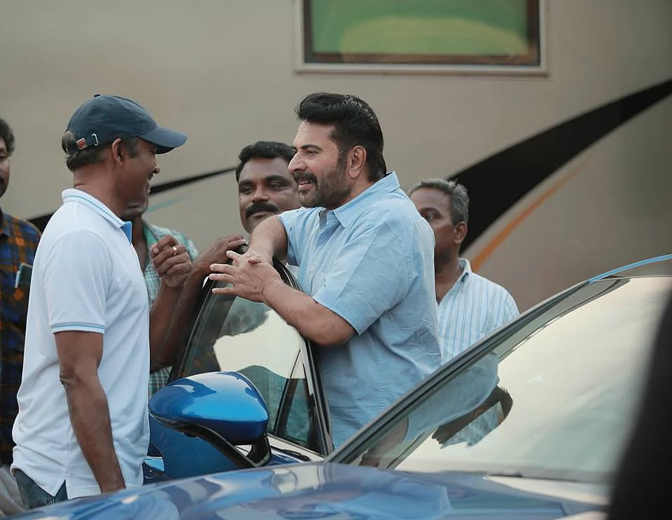 ചതിക്കാനുള്ള മിടുക്ക് ക്രിയേറ്റിവിറ്റിയില് ഇല്ലേ?, പൊട്ടിത്തെറിച്ച് മാമാങ്കത്തിന്റെ ആദ്യ സംവിധായകന്