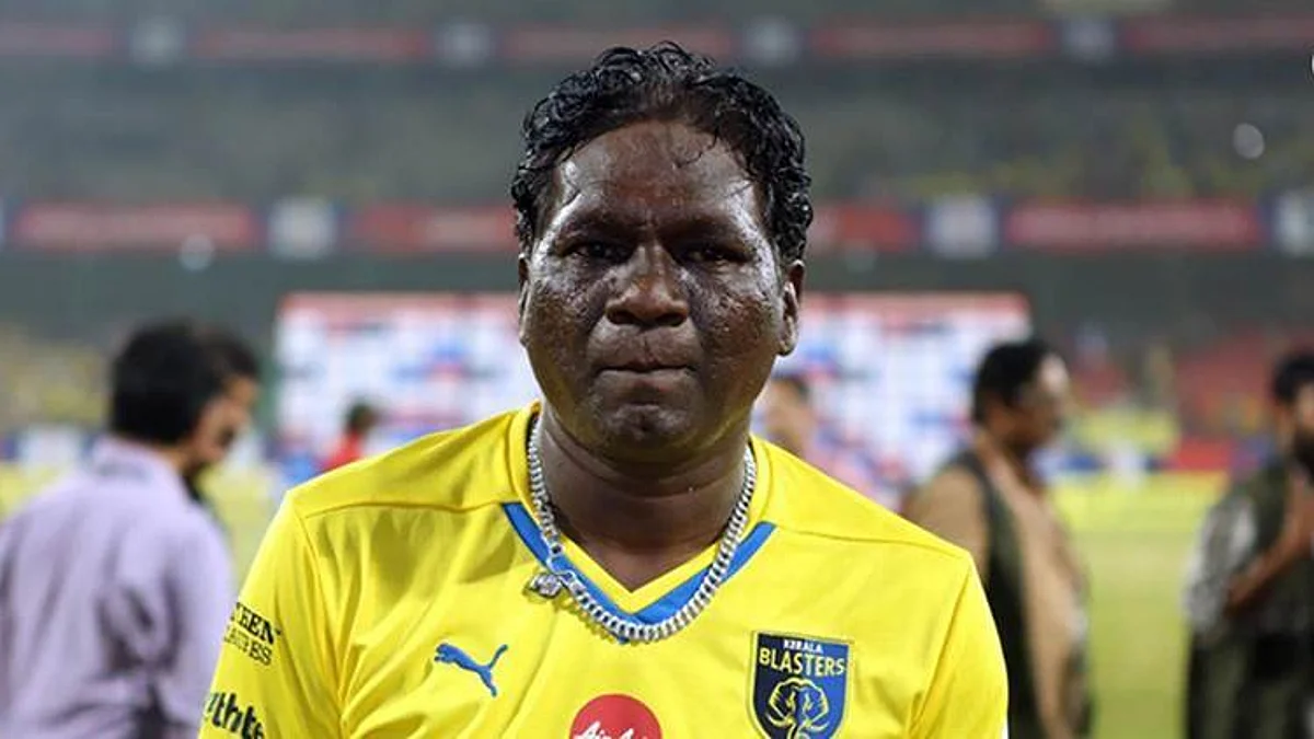 ‘ഈ ടീമിനെ പിരിച്ചുവിടണം’; ബ്ലാസ്റ്റേഴ്സ് താരങ്ങള്ക്ക് ആത്മാര്ത്ഥതയില്ലെന്ന് ഐഎം വിജയന്
