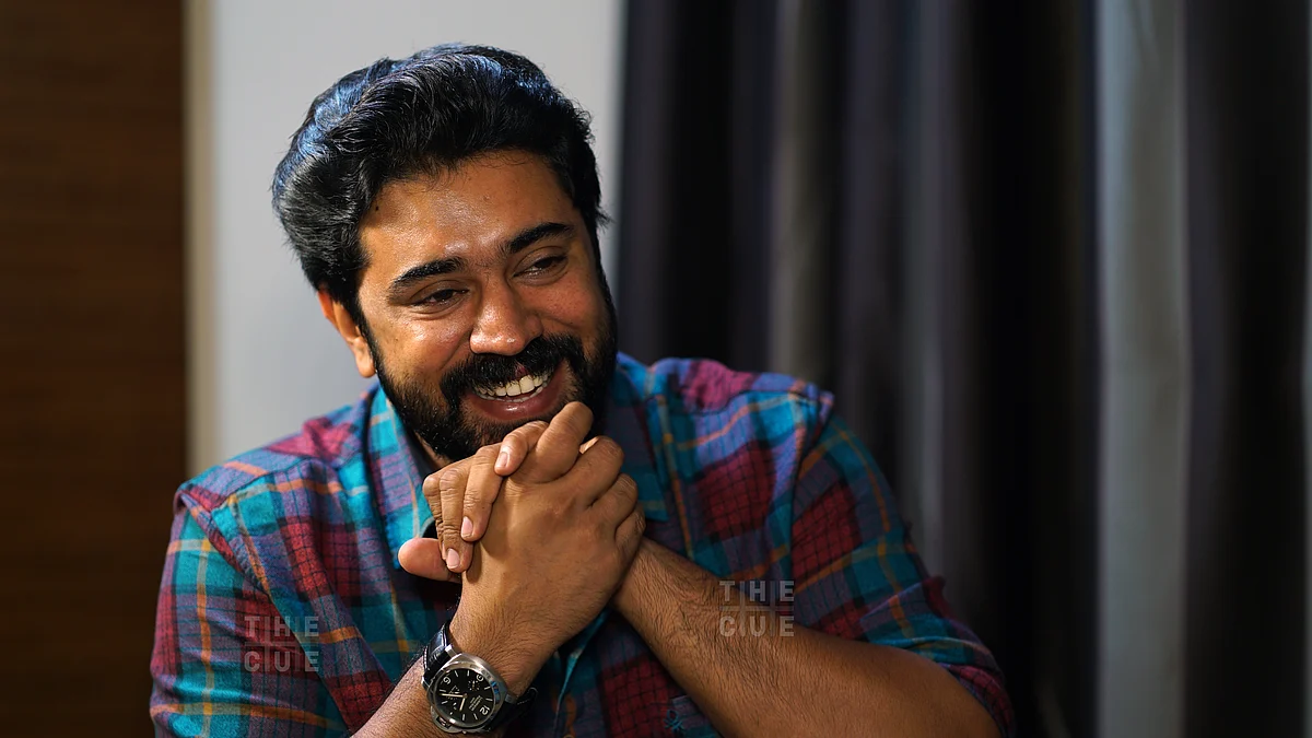 ജോലി രാജിവയ്ക്കാന് തീരുമാനിച്ചപ്പോള് റിന്ന ഒപ്പം നിന്നു, സിനിമയില് നിനക്ക് ആരുമില്ലെന്ന് പറഞ്ഞു നിവിന് പോളി | VIDEO