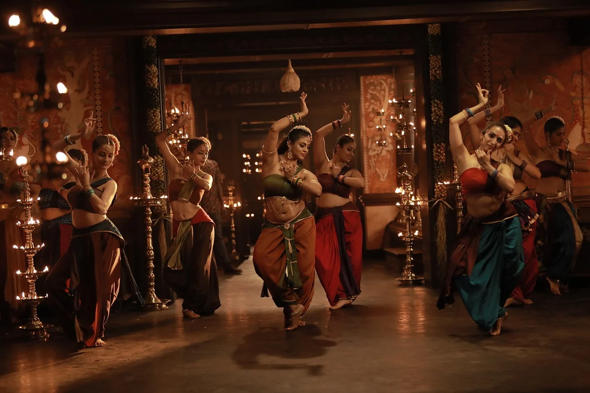 എം പത്മകുമാര് അഭിമുഖം: അങ്ങനെയുള്ള കഥാപാത്രങ്ങള് ചെയ്യാന് ആകെയൊരു മമ്മൂക്കയേയുള്ളൂ
