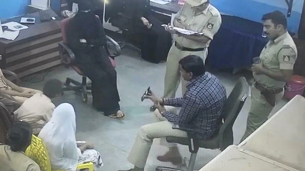 പൗരത്വനിയമത്തെ വിമര്ശിച്ച് സ്കൂള് നാടകം, വിദ്യാര്ത്ഥിയുടെ അമ്മയും അധ്യാപികയും രാജ്യദ്രോഹക്കുറ്റത്തിന് അറസ്റ്റില്