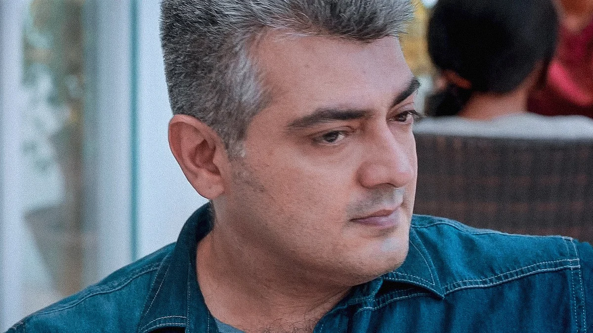സാഹസികത വിടാതെ തല, ബൈക്ക് സ്റ്റണ്ടിനിടെ അജിത്തിന് പരുക്ക്