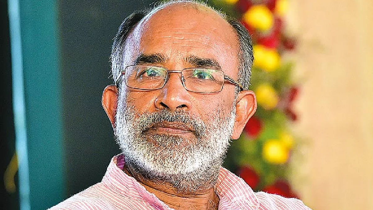 'കൊവിഡ് ബാധ മറച്ചുവെച്ച് അമ്മയുടെ മൃതദേഹം നാട്ടിലെത്തിച്ച് സംസ്കരിച്ചു', അല്ഫോണ്സ് കണ്ണന്താനത്തിനെതിരെ ആരോപണം