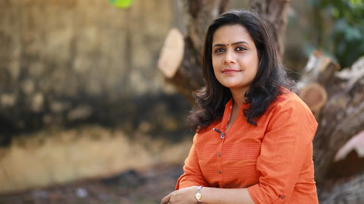 സദാചാരവും കുടുംബജീവിതവും കൊണ്ടല്ല വനിതാ അവതാരകരെ ഓഡിറ്റ് ചെയ്യേണ്ടത്: ശ്രീജ ശ്യാം