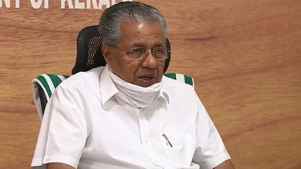 ക്ഷേമപെന്ഷന് 1500 രൂപയാക്കി ഉയര്ത്തും, സൗജന്യക്കിറ്റ് വിതരണം തുടരും; 50,000 പേര്ക്ക് തൊഴില് നല്കുമെന്നും മുഖ്യമന്ത്രി