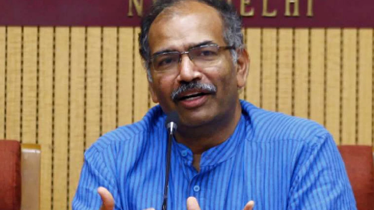 ആംബുലന്സിലെ പീഡനം: 'സര്ക്കാര് സംവിധാനങ്ങള് പരാജയപ്പെട്ടു', പെണ്കുട്ടിയോട് മാപ്പ് പറയണമെന്നും മുരളി തുമ്മാരുകുടി
