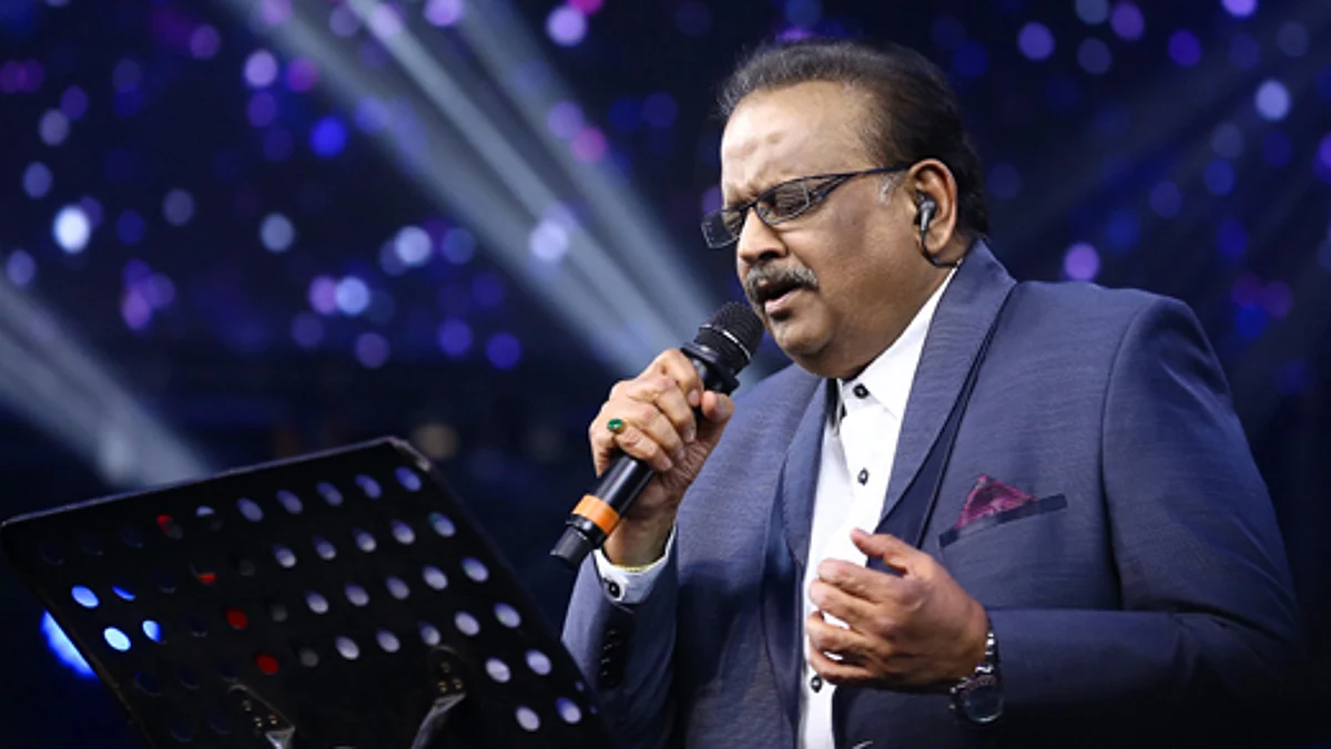 ലോകം മുഴുവന് താങ്കളെ ആരാധിക്കുമ്പോള് താങ്കള് ആരുടെ ആരാധകനാണ്?, ഉത്തരങ്ങളെല്ലാം നീട്ടി നീട്ടി സഹായിച്ച എസ്.പി.ബി
