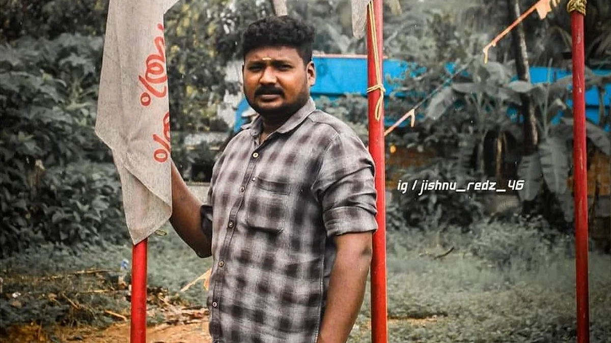 തൃശൂരില് സിപിഎം ബ്രാഞ്ച് സെക്രട്ടറിയെ കുത്തിക്കൊന്നു, മൂന്ന് പേര്ക്ക് പരിക്ക്, ഒരാളുടെ നില ഗുരുതരം