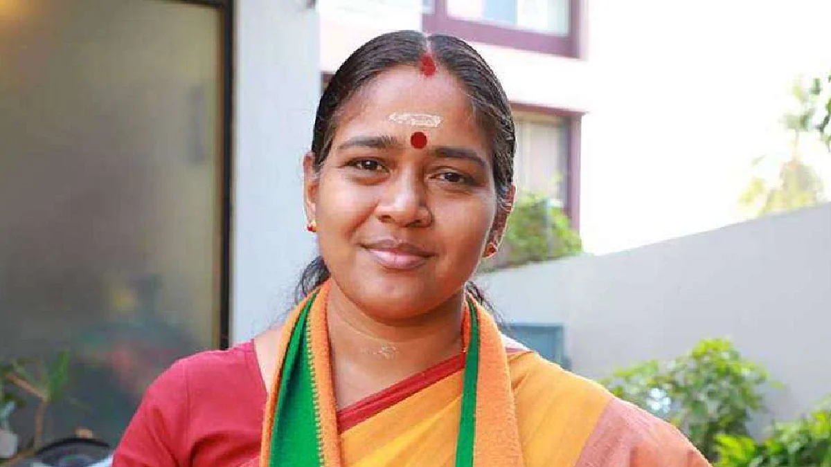 ഗുലാം നബി ആസാദിനെ വിതുമ്പലോടെ മോദി യാത്രയാക്കിയത് ഇന്ത്യന് ജനാധിപത്യത്തിന്റെ സൗന്ദര്യമെന്ന് ശോഭ സുരേന്ദ്രന്