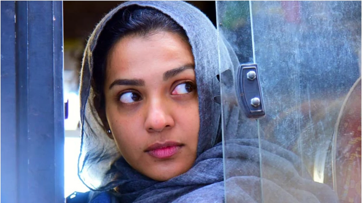 കാശ്മീരും ജെ.എന്.യുവും, പാര്വതി നായികയായ വര്ത്തമാനത്തിന് പ്രദര്ശനാനുമതി നിഷേധിച്ചു