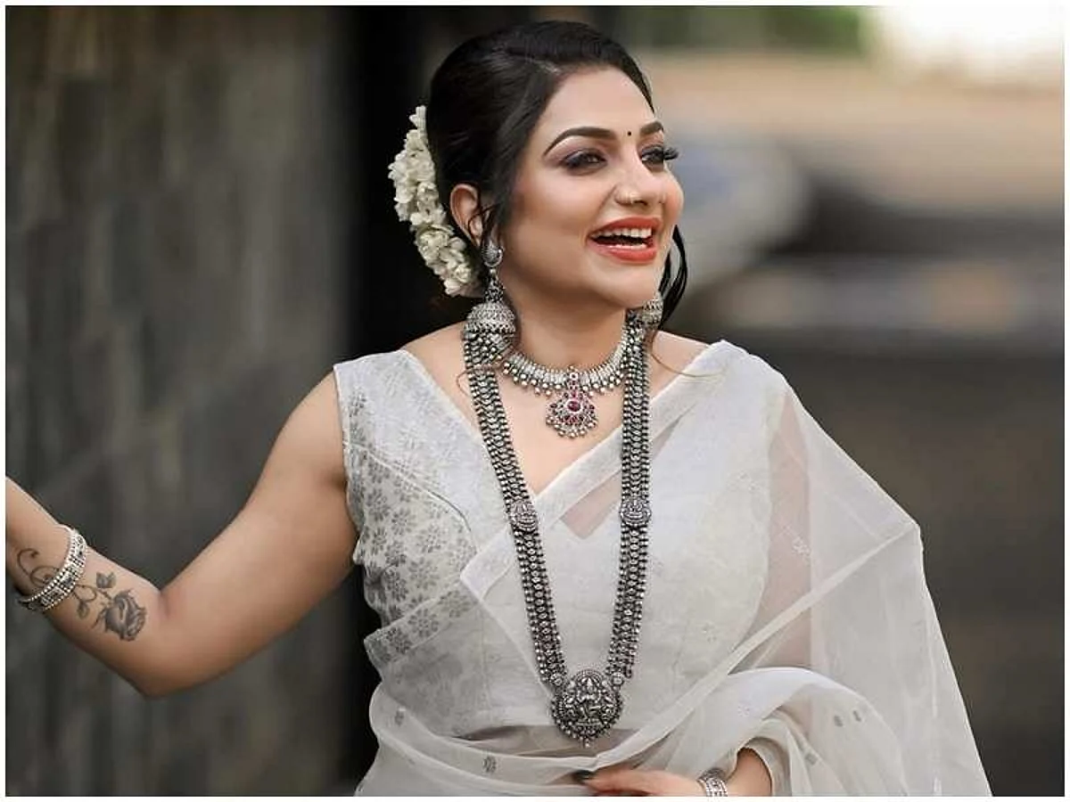 ബിഗ് ബോസ് സീസണ് ത്രീയില് ഉണ്ടോ? വ്യാജപ്രചരണമെന്ന് റിമി ടോമി Bigg Boss Malayalam 3