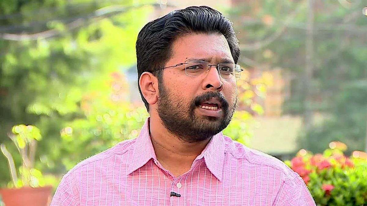 'തിരുവനന്തപുരം ബ്രാന്ഡിനെ തകര്ക്കും', ഐഎഫ്എഫ്കെ നാല് മേഖലകളിലായി നടത്തുന്നതിനെതിരെ ശബരിനാഥ് എം.എല്.എ