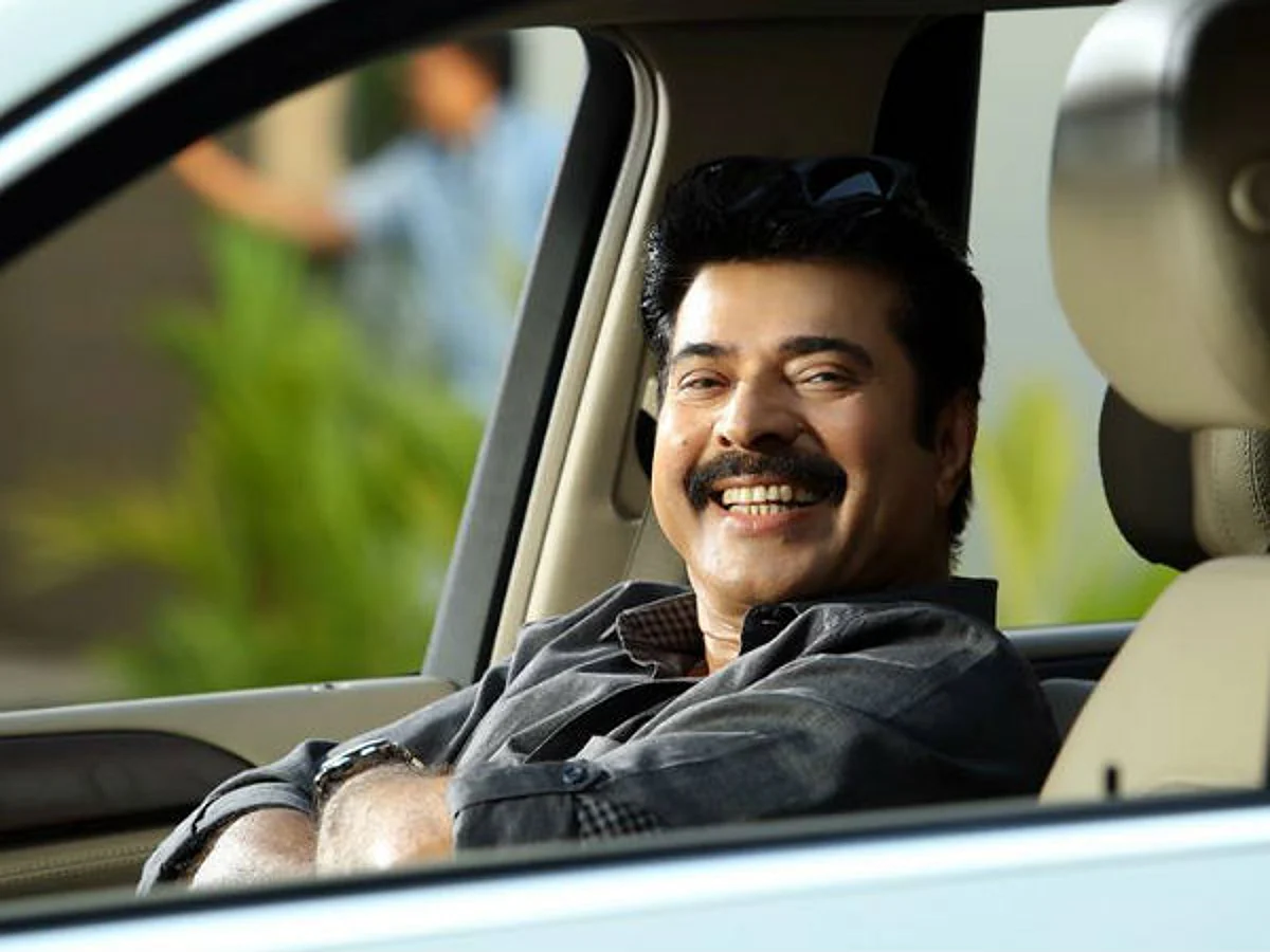 'ഡ്രൈവിംഗ് സീറ്റിലിരുന്ന മമ്മുക്കയെ അയാള് ശ്രദ്ധിച്ചതേയില്ല'
