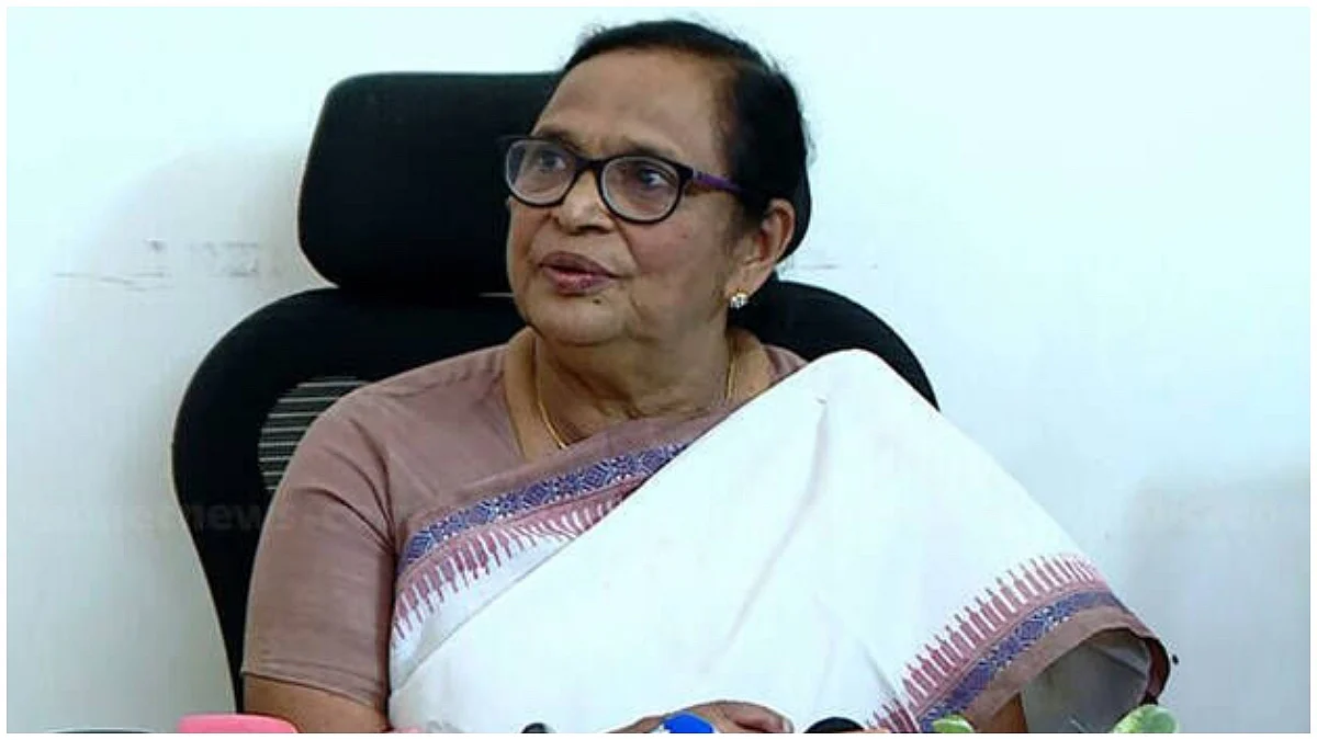 കെസി റോസകുട്ടി സിപിഐഎമ്മിൽ; മധുരം നൽകി സ്വീകരിച്ച് പി കെ ശ്രീമതി
