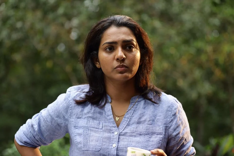 Aarkkariyam Movie Review