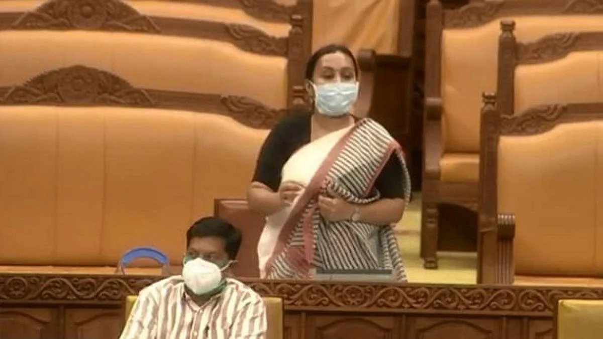 കേന്ദ്രത്തിന്റെ വാക്സിന് നയത്തിനെതിരെ കേരള നിയമസഭ ഒറ്റക്കെട്ടായി പ്രമേയം പാസാക്കി; വാക്സിന് സൗജന്യമായി ലഭ്യമാക്കണം