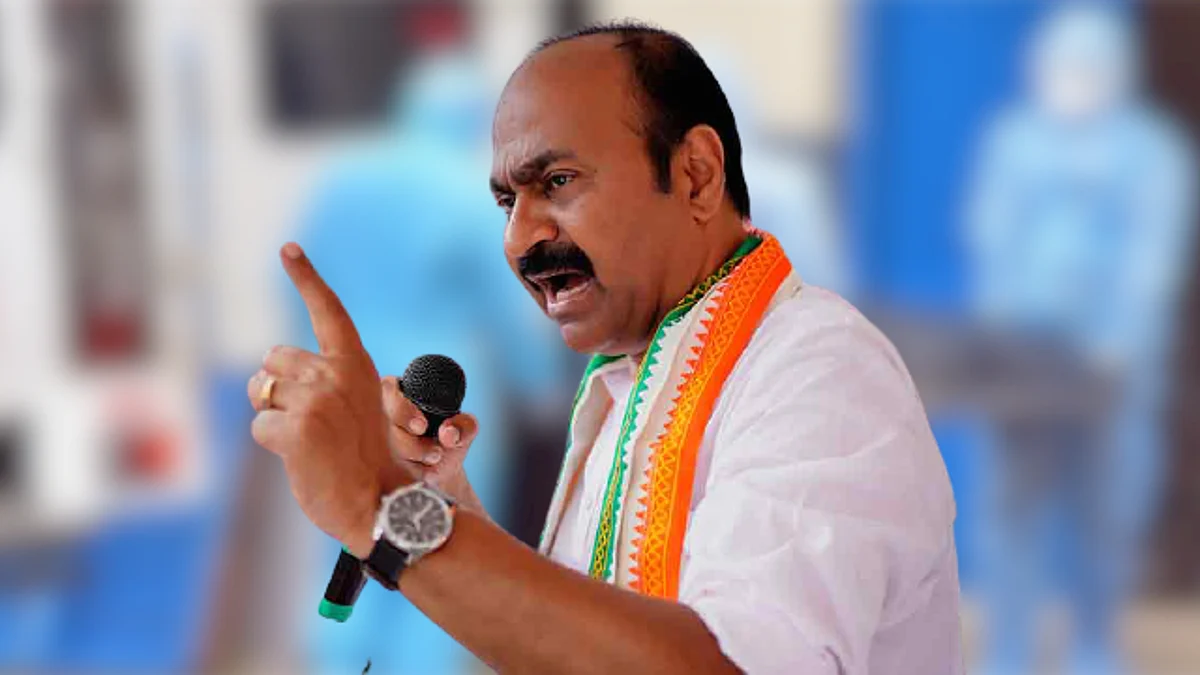 7316 കൊവിഡ് മരണങ്ങള് റിപ്പോര്ട്ട് ചെയ്തില്ല; മുഖ്യമന്ത്രിയുടെ വാര്ത്താ സമ്മേളനത്തിലെ കണക്ക് തെറ്റ്; വിവരാവകാശ രേഖയുമായി വിഡി സതീശന്
