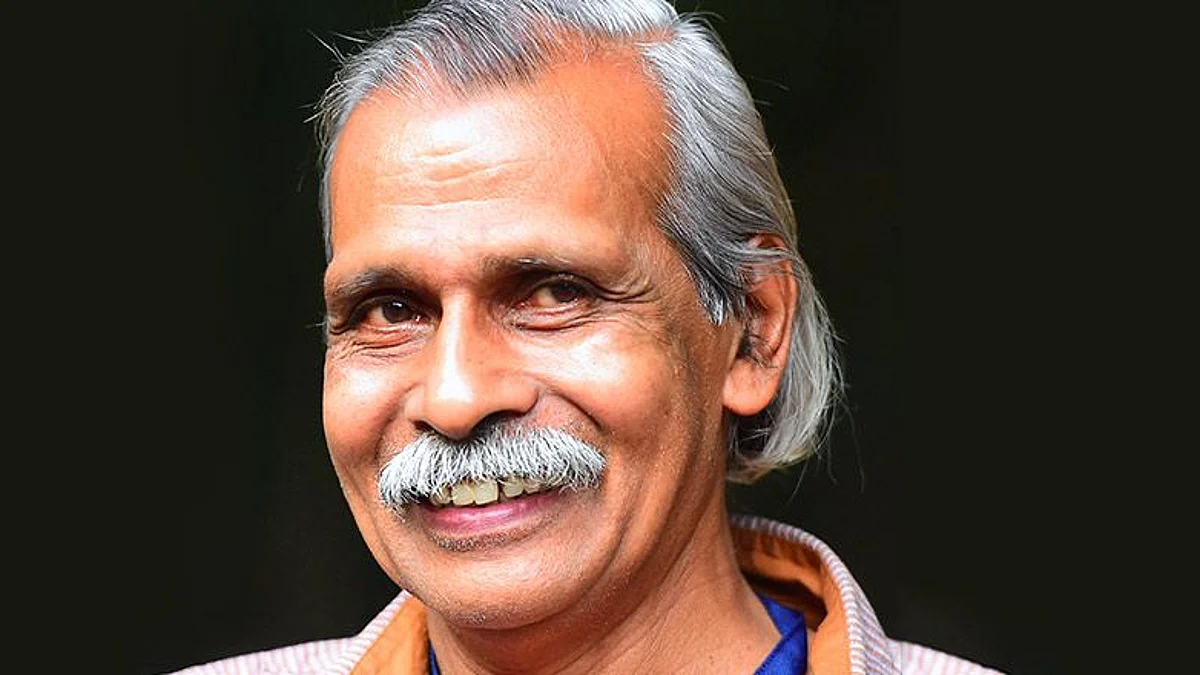 വായനക്കാർ അനുയായികളല്ല, സഹ സ്രഷ്ടാക്കൾ: കൽപ്പറ്റ നാരായണൻ