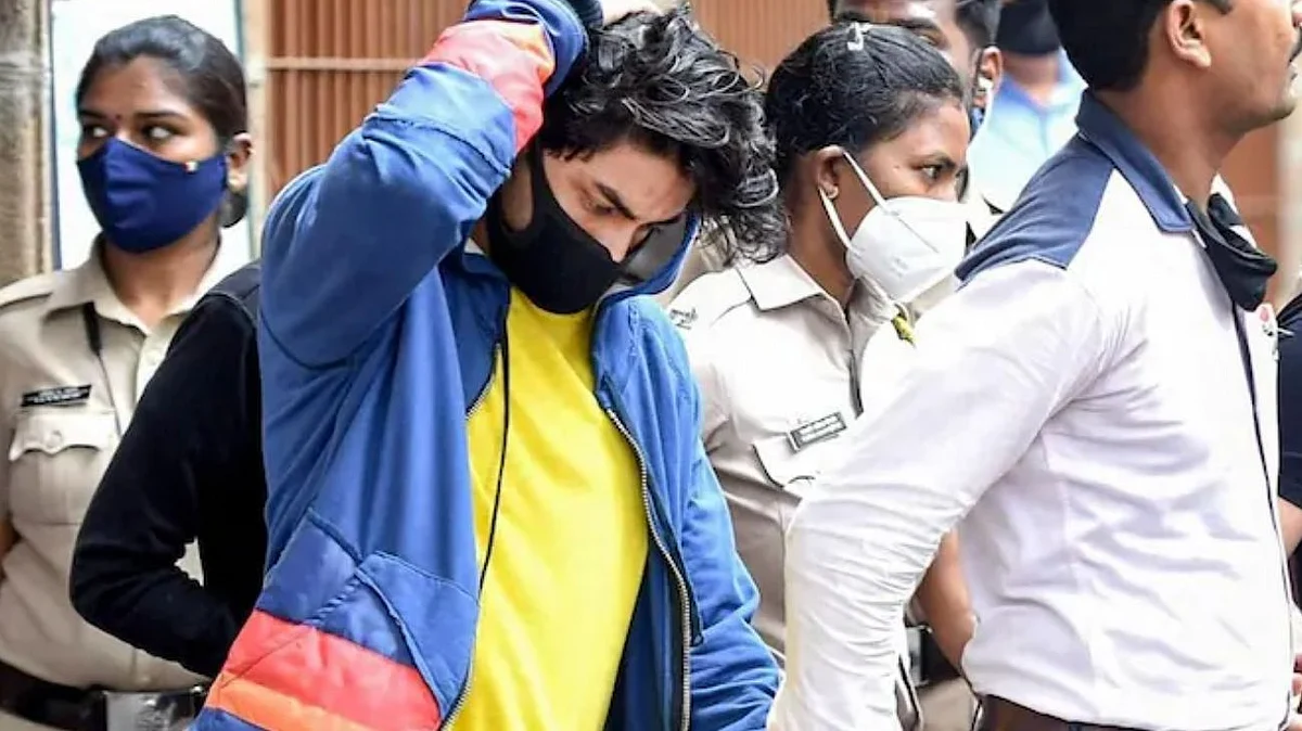 ആര്യന്ഖാന് കേസില് ട്വിസ്റ്റ്; ഷാരൂഖില് നിന്ന് പണം തട്ടാനായിരുന്നു ശ്രമമെന്ന് സാക്ഷി, സമീര് വാങ്കഡെയ്ക്കും പങ്കെന്ന് സത്യവാങ്മൂലം