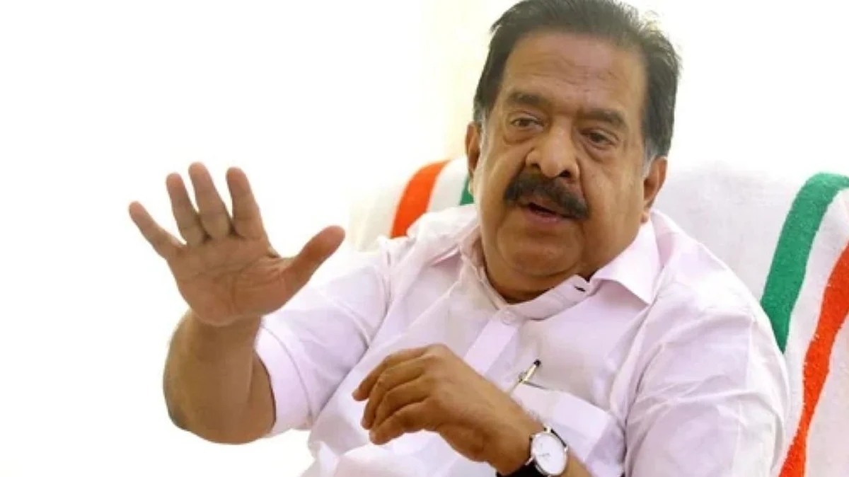 ജയ്ഹിന്ദ്, വീക്ഷണം, രാജീവ്ഗാന്ധി ഇന്സ്റ്റിറ്റ്യൂട്ട് ചെയര്മാന് സ്ഥാനങ്ങളില് നിന്ന് രാജിവെച്ച് രമേശ് ചെന്നിത്തല